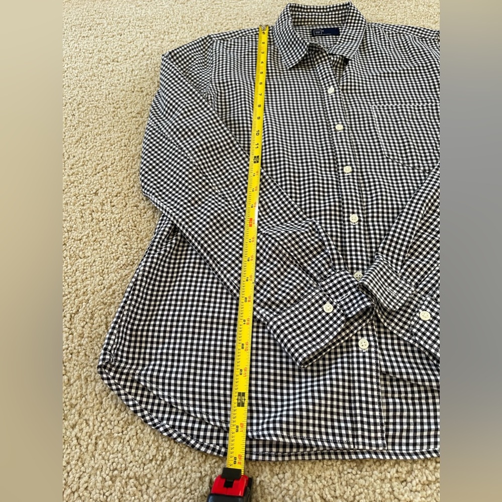 Gap shirt
